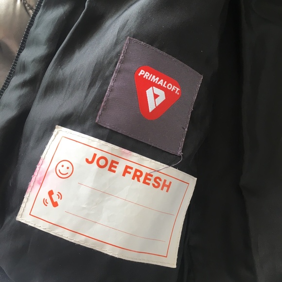 Cool metallic shiny silver girls puffer jacket, Joe Fresh, 5T - Picture 5 of 5